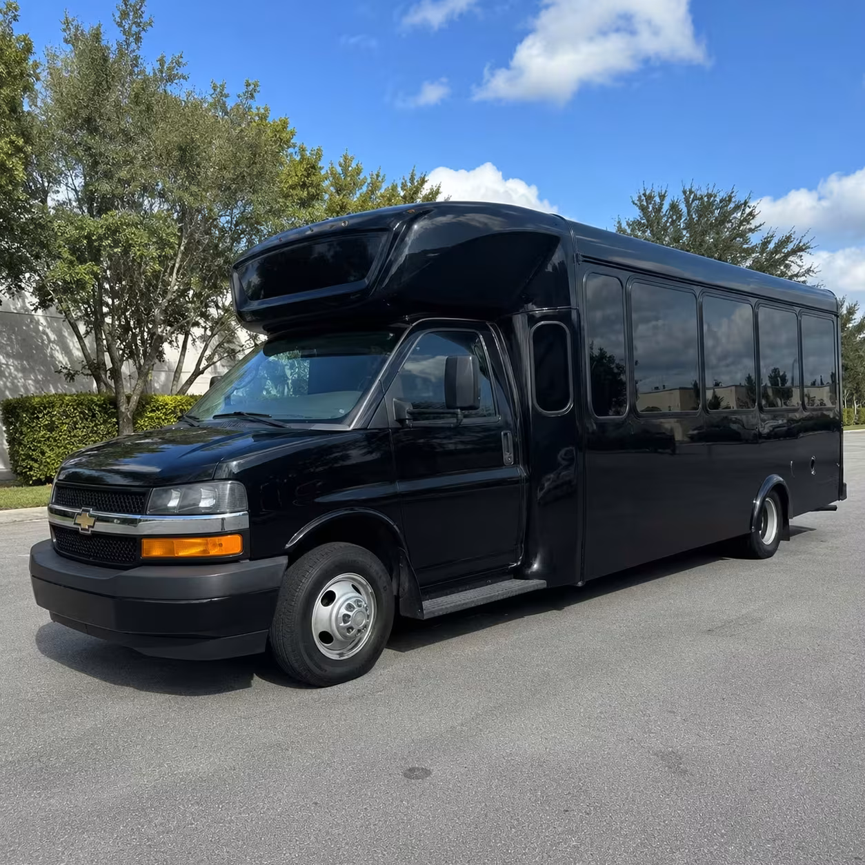 cerritos party bus rentals for bachelor bachelorette and birthdays