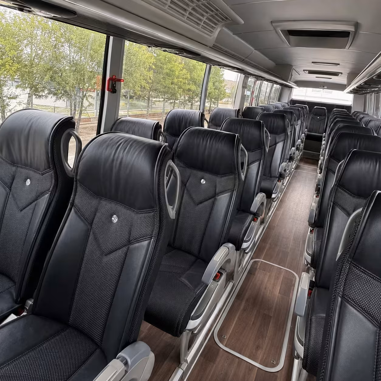 charter buses for cerritos corporate events and team building